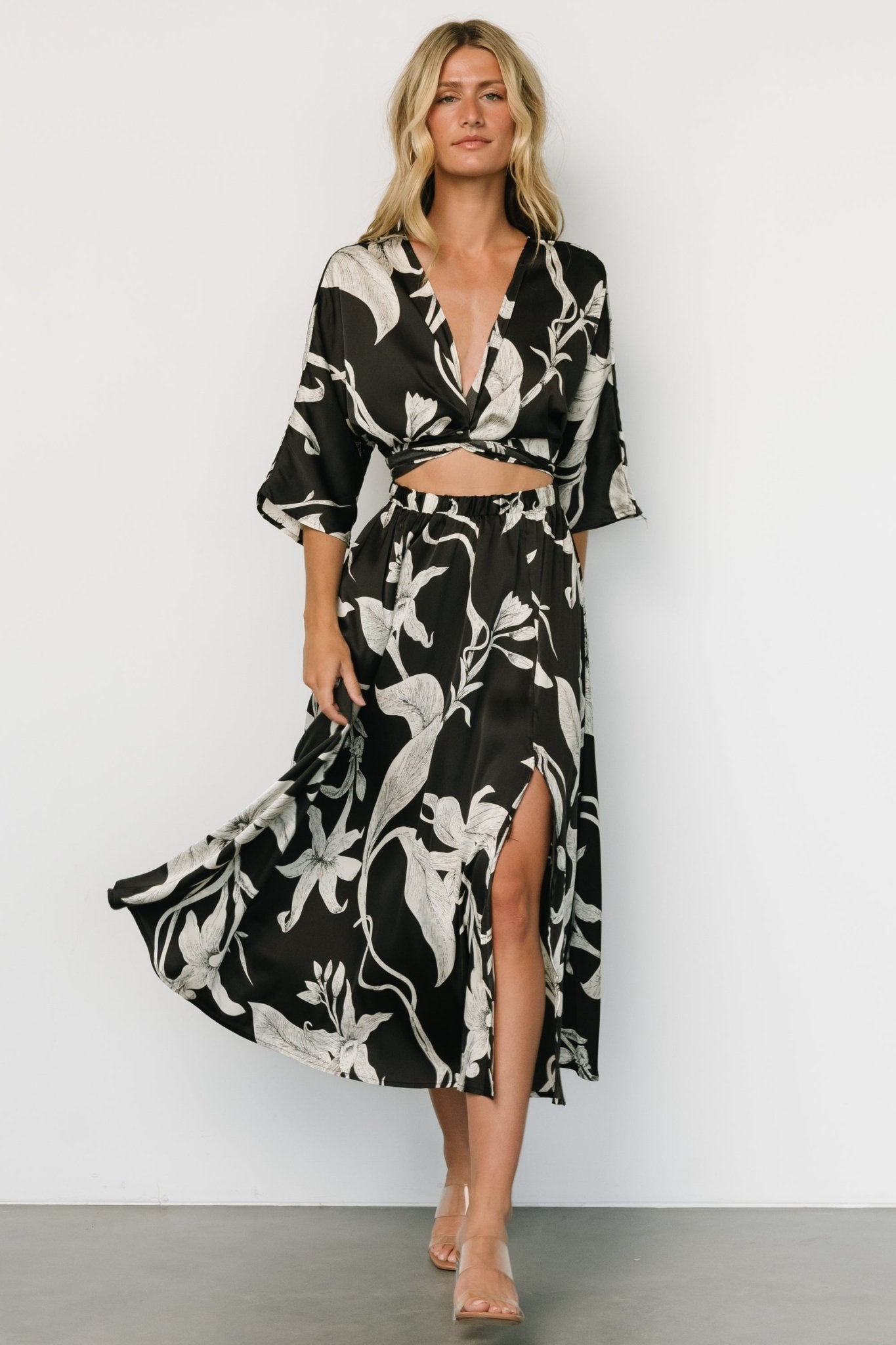 Black Floral Front Tie Dress with Kimono Sleeves – Avryll