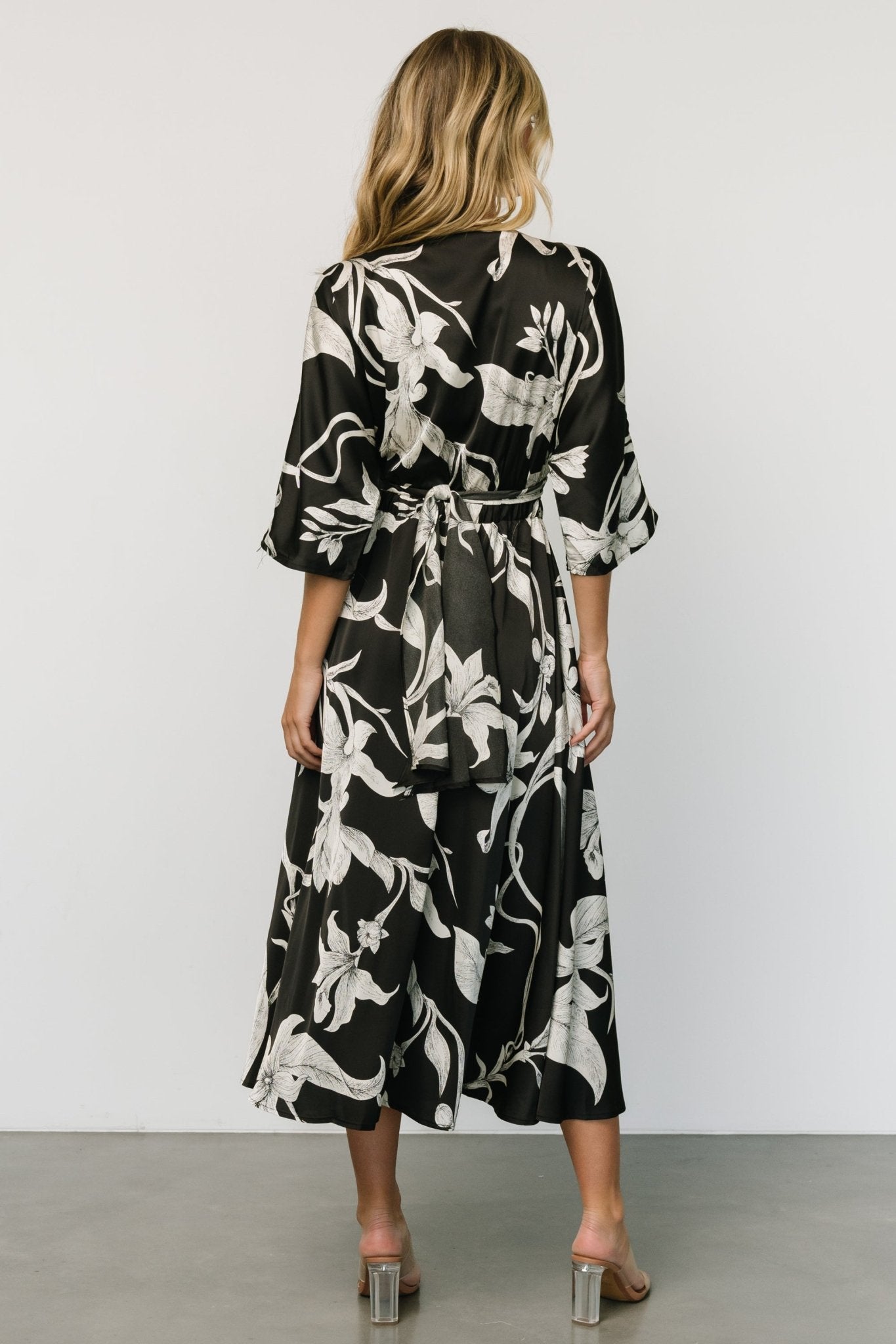 Black Floral Front Tie Dress with Kimono Sleeves – Avryll