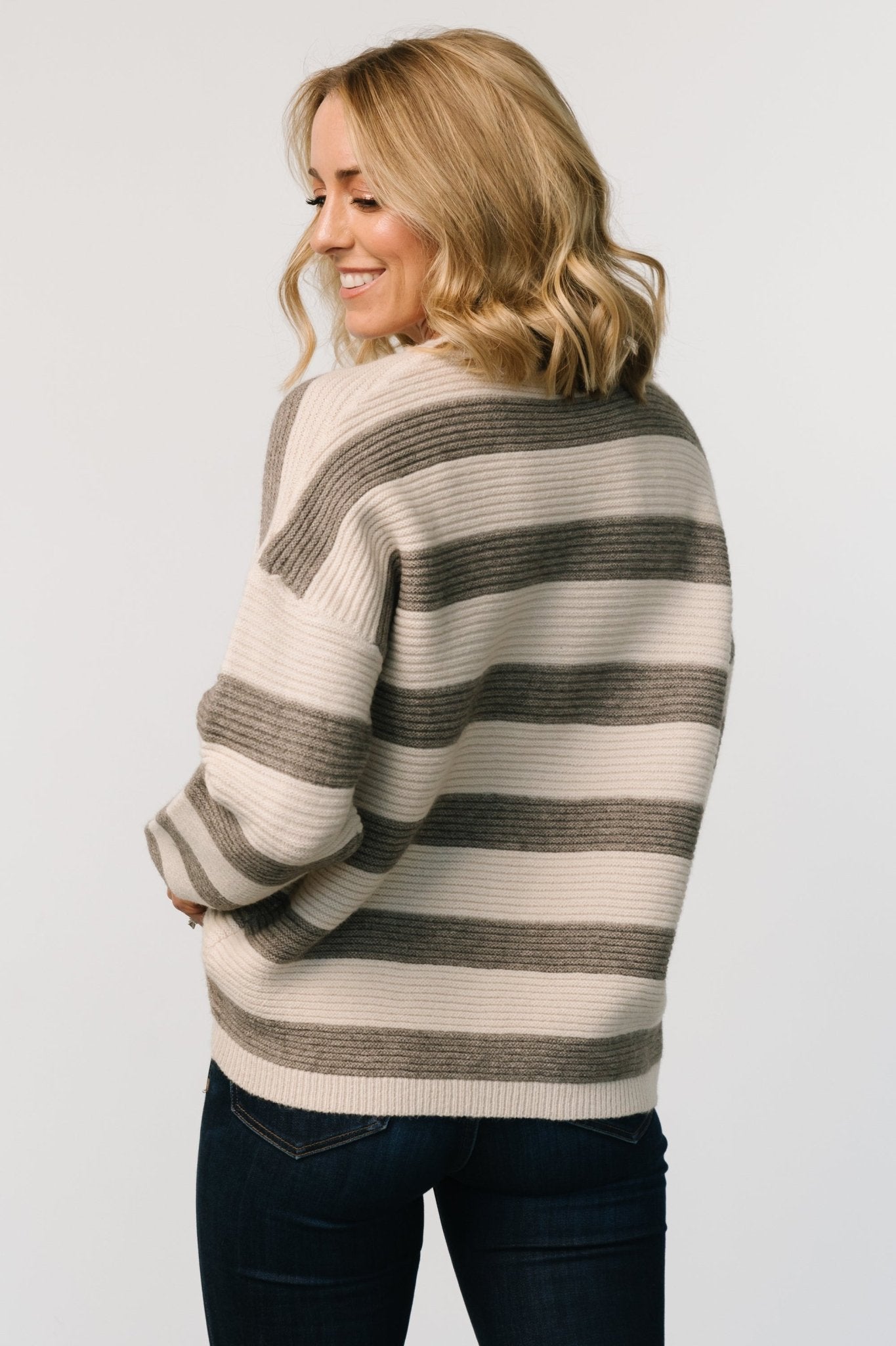 Cream & Gray Striped Knit Sweater – Ellington Cozy Ribbed Pullover