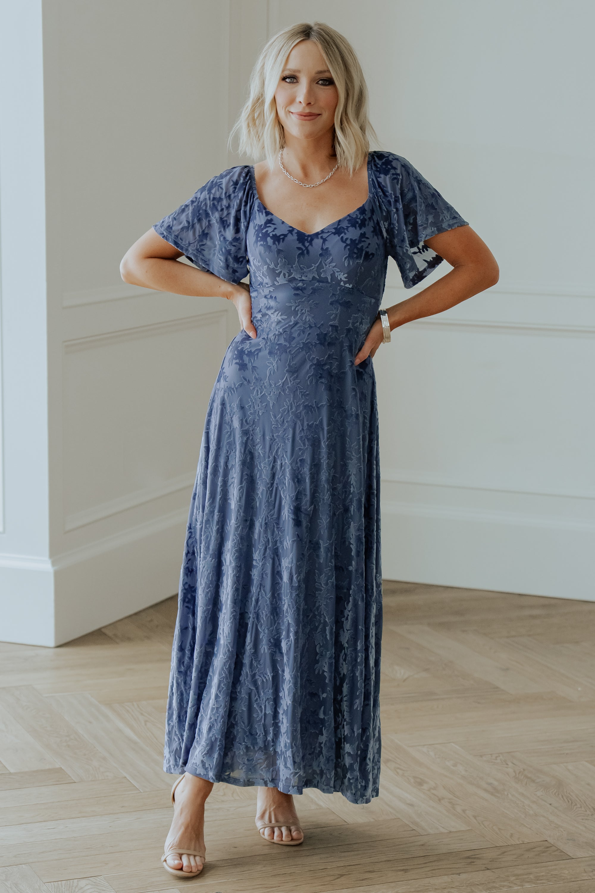 Everley Blue Velvet Maxi Dress with Sweetheart Neckline