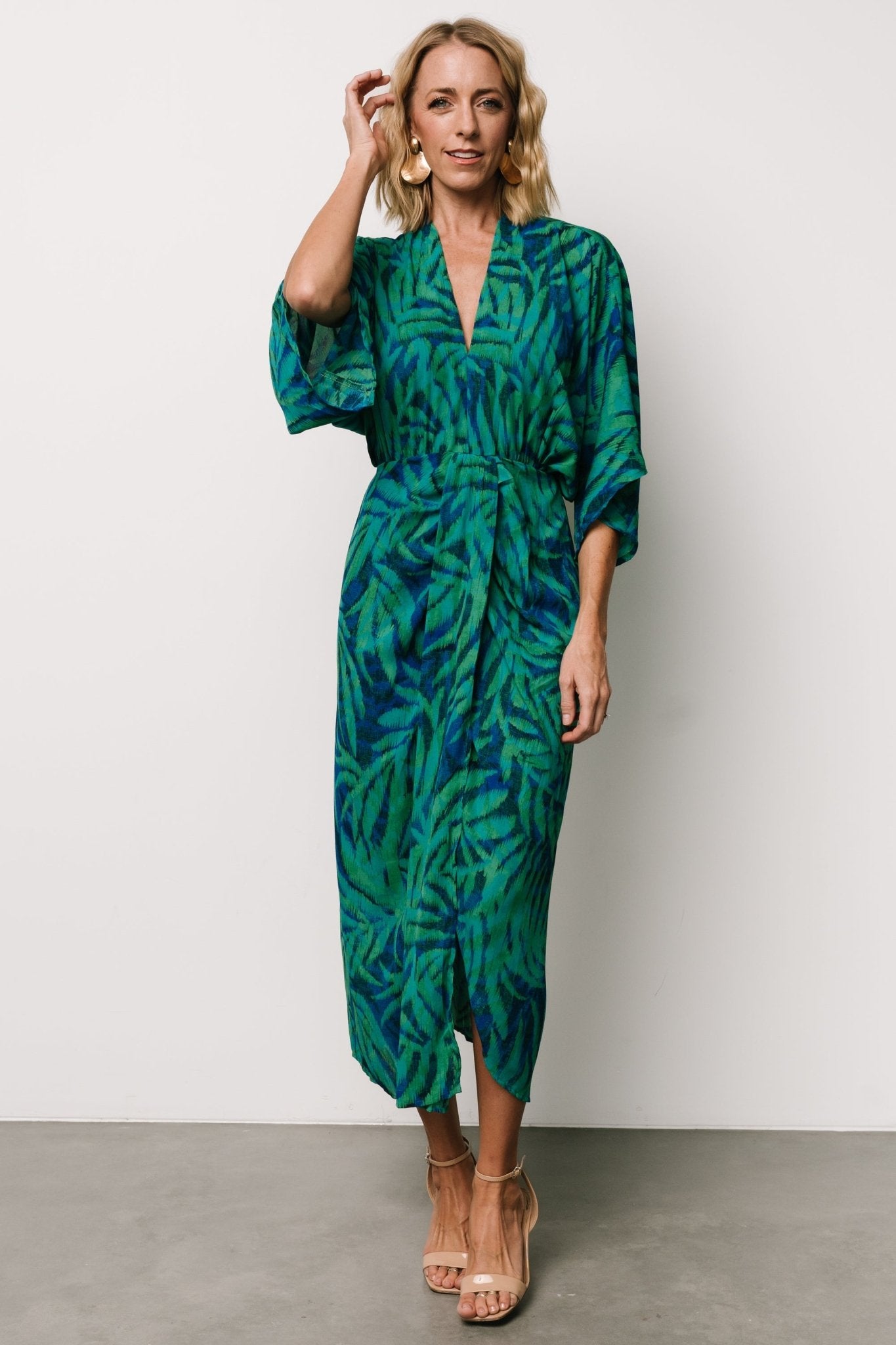 Janessa Floral Print Chiffon Midi Dress with V-Neck & Kimono Sleeves