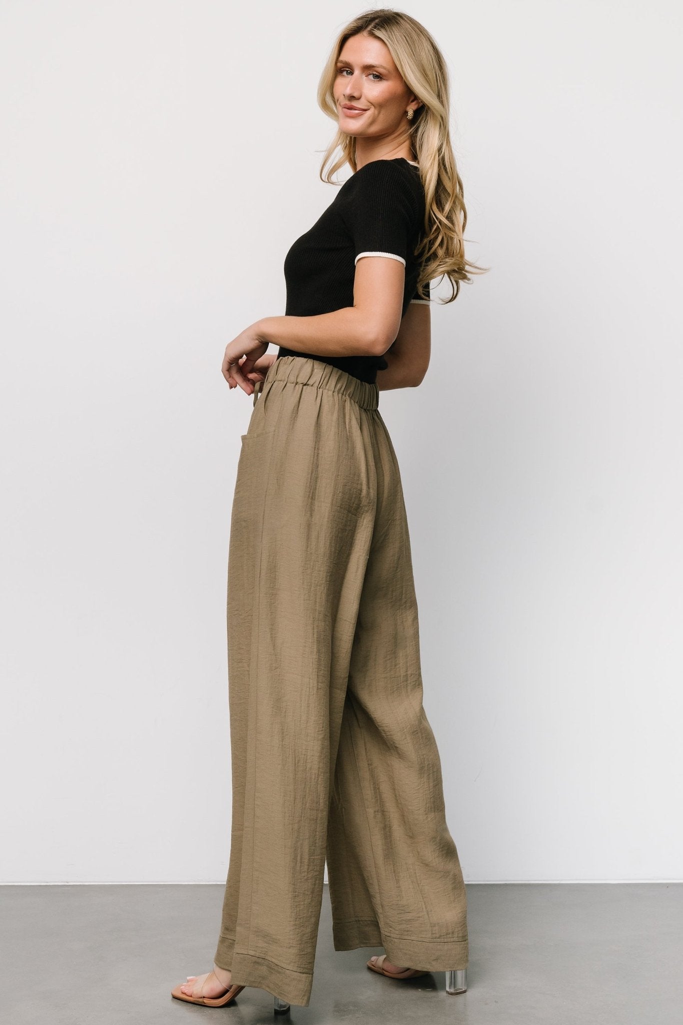 Leza Olive Green Wide Leg Pants with Elastic Waist & Pockets
