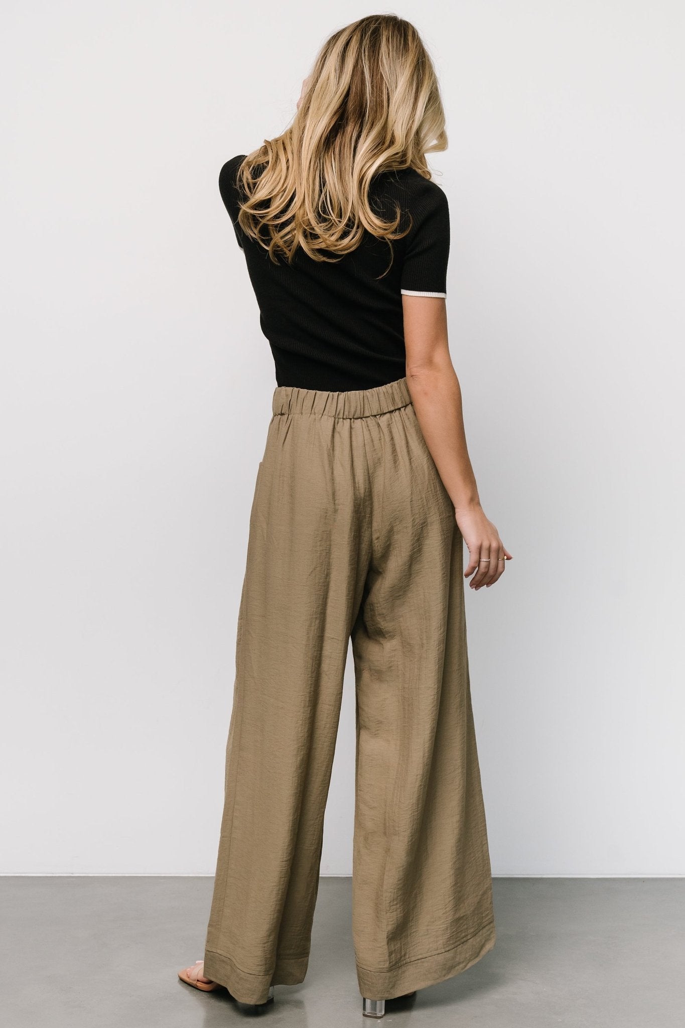 Leza Olive Green Wide Leg Pants with Elastic Waist & Pockets